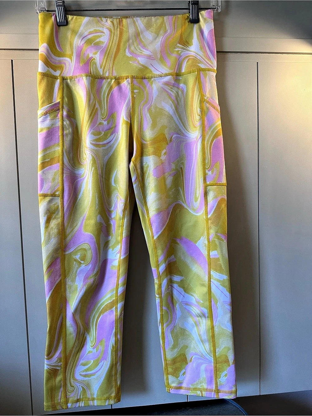 Ideology Airweight Legging Abstract Athletic Leggings Yellow & Purple Small Like